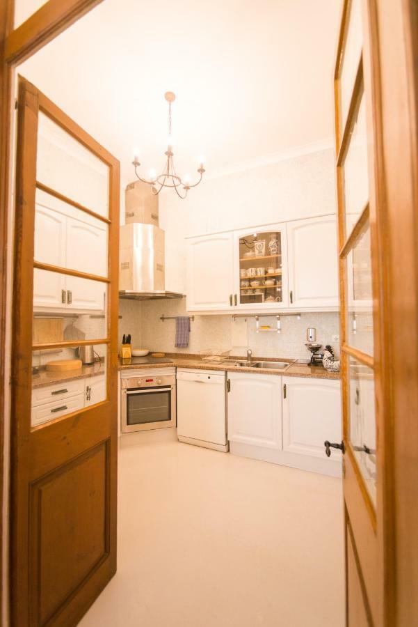 Classic Lisbon Downtown Apartment Ngoại thất bức ảnh